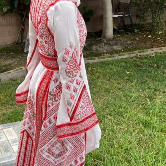 Traditional Thobe - Picture 4 of 5